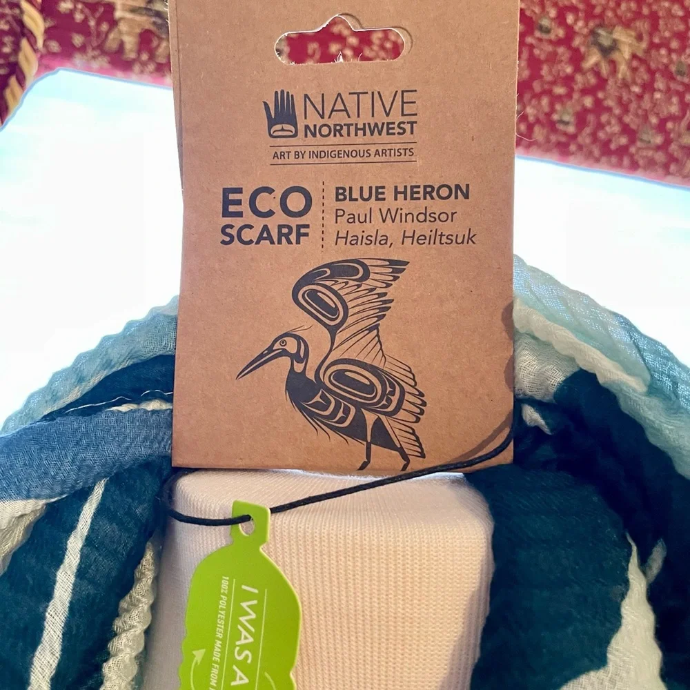 Northwest Blue Heron Eco Scarf - Picture 2 of 7